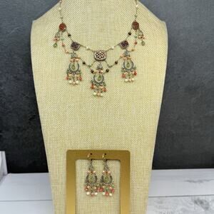 Monet Southwest Horseshoe Bib Festoon Style Necklace Earrings Set Gold Tone